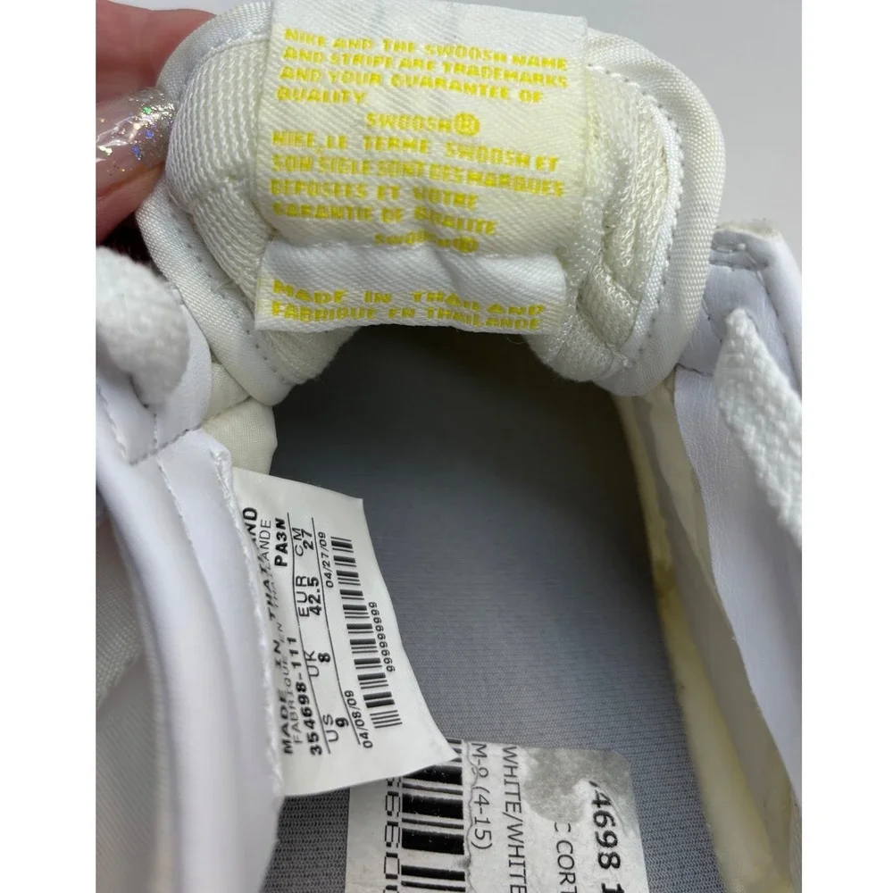 Nike Mens Shoes Size 9 Classic Cortez Nylon 2009 White Yellow‎ Retro 354698-111